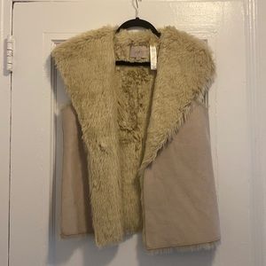 Loft faux fur vest